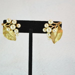Vintage Crown Trifari Clip On Earrings Faux Pearls and Large Leaf Spray Gold Tone Metal image 6