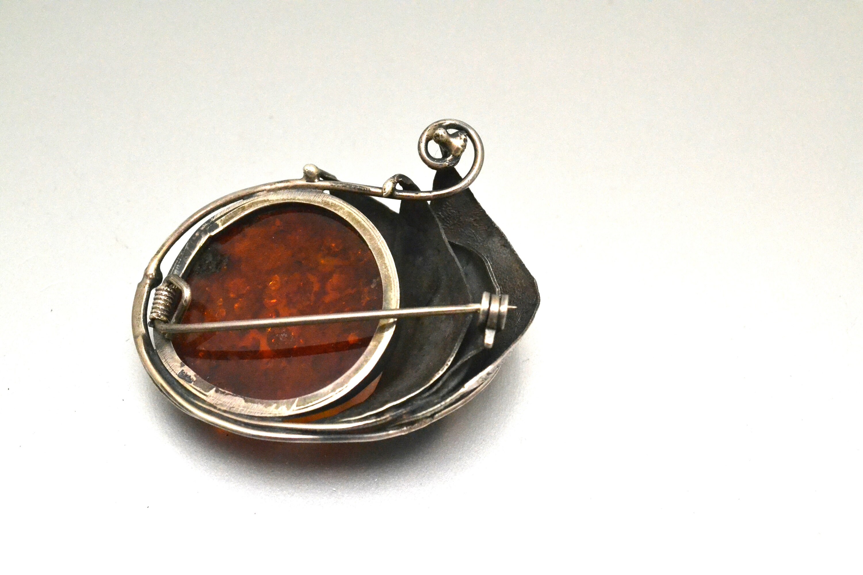 Broche Ancienne En Argent Avec Ambre - Style Art Nouveau à Motifs De Feuilles - Bijou Vintage