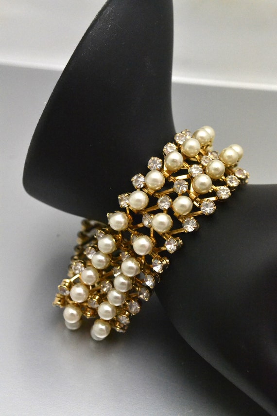 Vintage Hattie Carnegie Pearl & Rhinestone Bracele