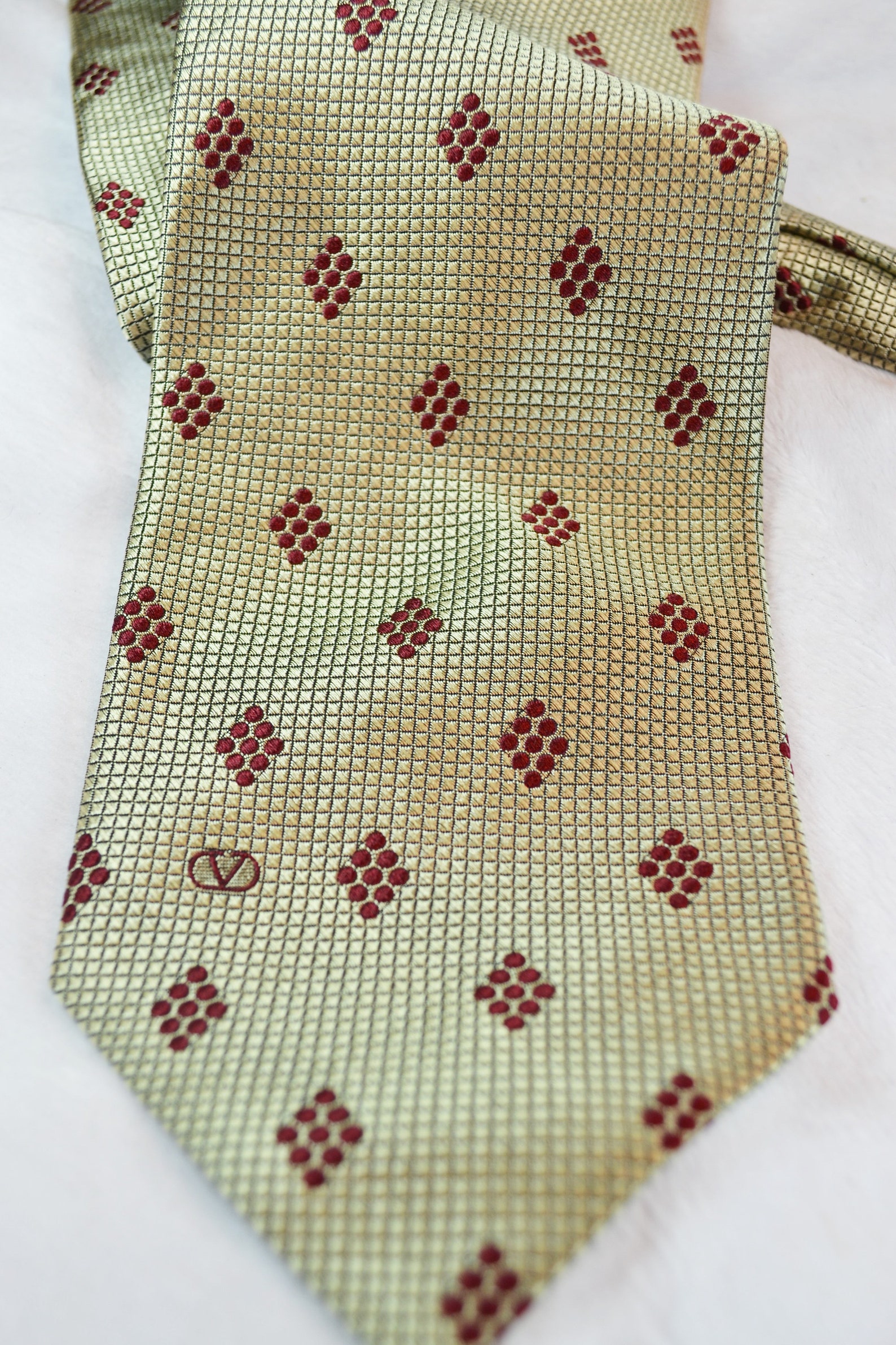valentino necktie