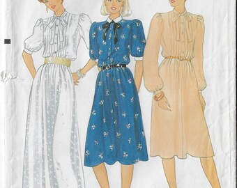 80s Womens Pintucked Dress With Variations Vogue Sewing