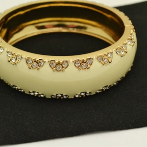 Creme Emaille und Strass Armband Gold Ton Metall Geometrisches Design