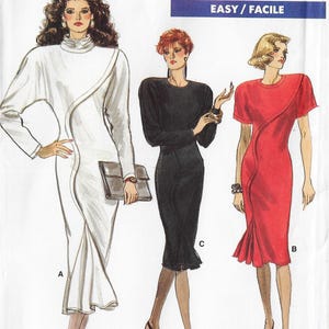 1980s Womens Sexy Knit Dress with Curve Detail Dolman Sleeves Vogue Sewing Pattern 7039 Size 10 Bust 32 1/2 FF
