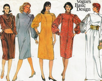 80s Womens Pullover Dress with Variations Vogue Sewing Pattern 1017 Size 14 Bust 36 FF