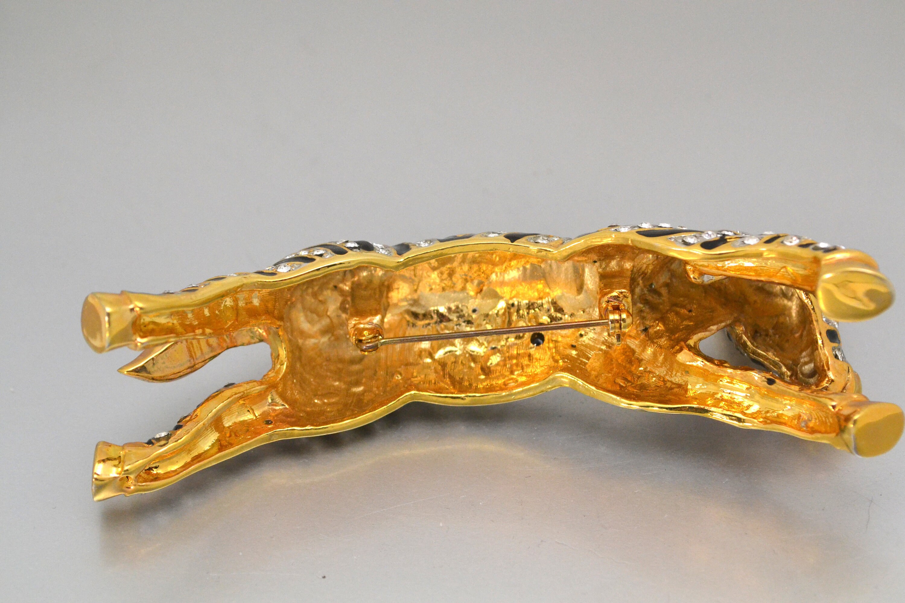 2024年レディースファッション福袋 Brooch Shoulder Zebra Buchanan Joanna Huge 3-D Will Pin アクセサリー