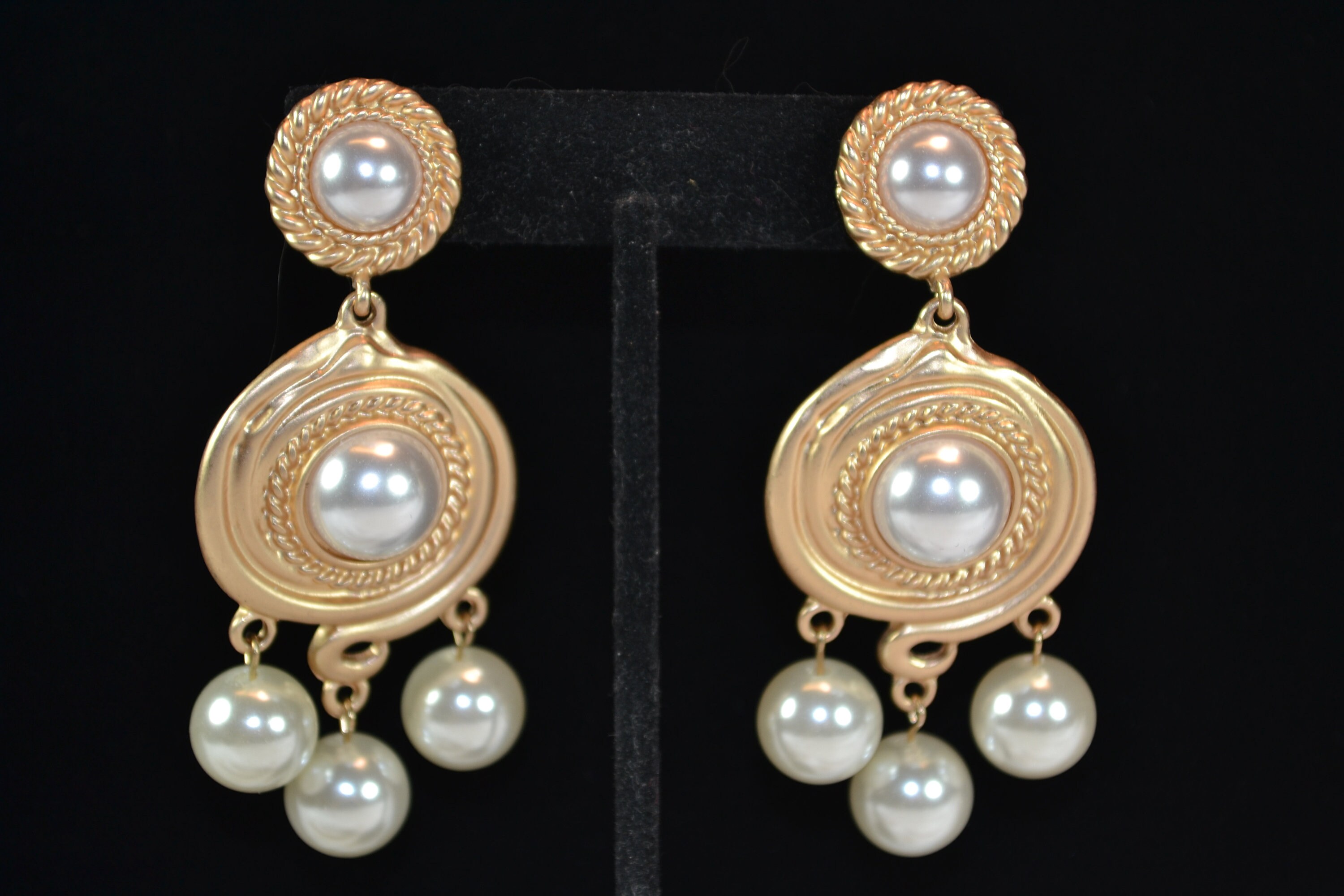 Big Bold Faux Pearl Chandelier Pierced Earrings Gold Tone