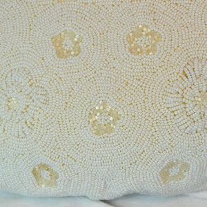 Pochette Perles Vintage La Regale – Femme – Blanc Cassé – Fabriquée Au Japon