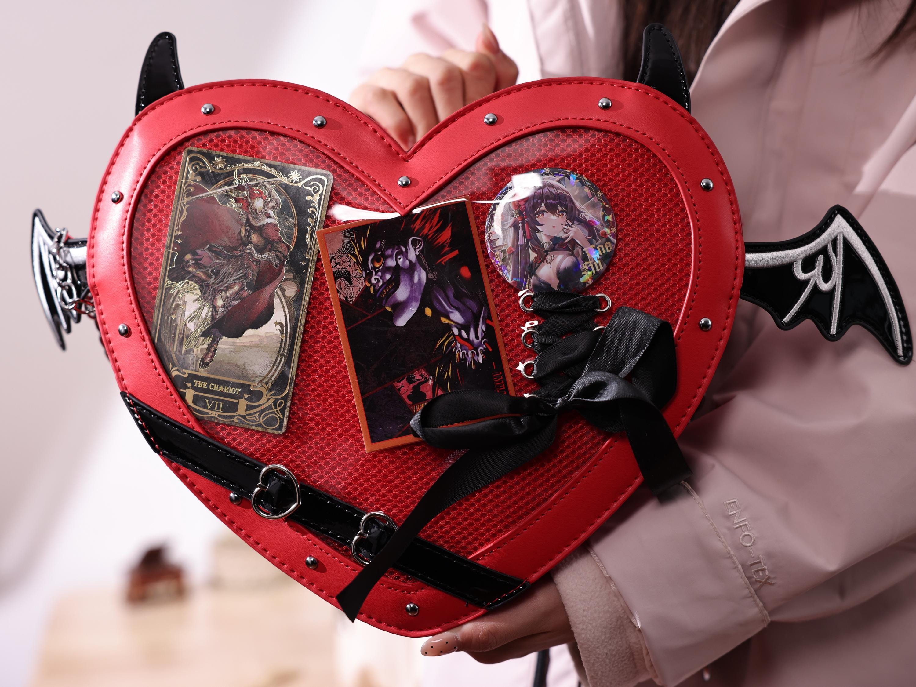 最終価格☆Kiss bird ２way bag 【黒✖️赤】 Angel kiss bag - Etsy 日本