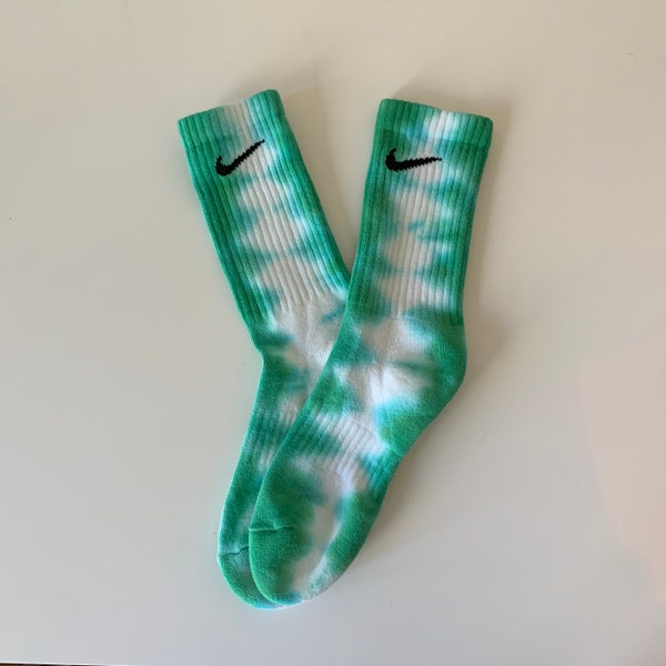 tie dye socks / 1 pair / kelly green / custom hand dyed / available in all sizes