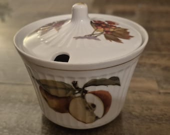 Vintage Royal Worcester jam/conserve lidded pot. Rare find.