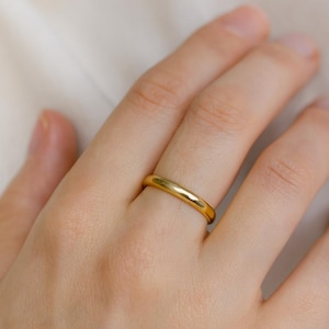 Alliance unie en or, superposition d&#39;anneaux, alliance fine en or, alliance minimaliste en or 18 carats, bague fine en or, jonc simple en or