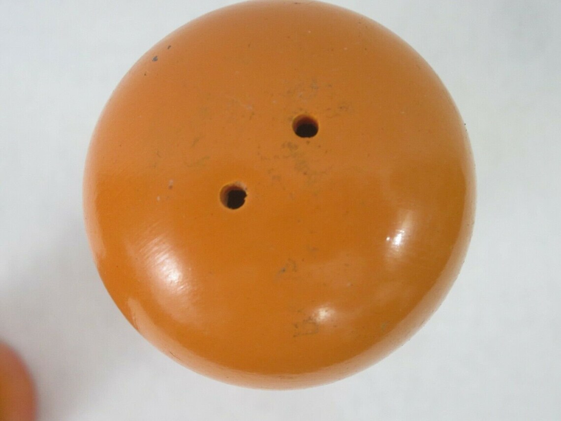 Knobler Ceramic Salt Pepper Shakers Orange Japan 9.5 MCM vtg 60s70s