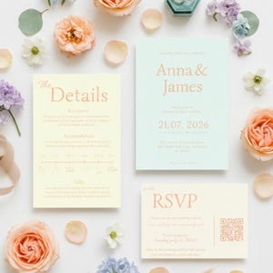 Op de afbeelding: Bruiloft briefpapier set met een mintgroene uitnodiging met de namen "Anna & James" en de datum "21.07.2026". Inclusief een detailkaart, een RSVP-kaart en een turquoise ringdoos. Omringd door perzik- en lavendelbloemen.