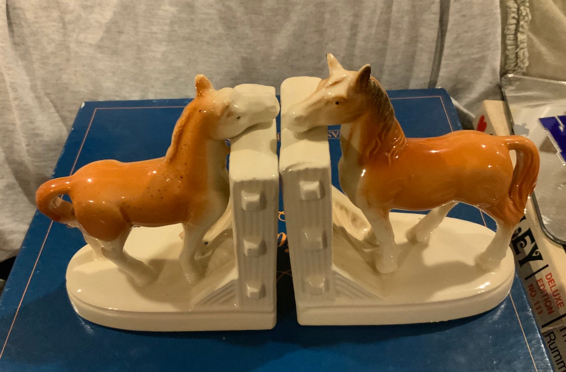 toyo horse bookends toyo horse bookends