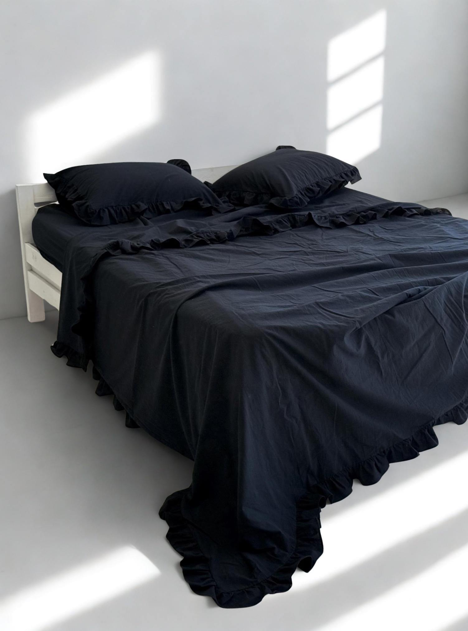 26 Festive Christmas Bedding Sets for a Merry Bedroom Makeover: Cozy Up Your Space with Holiday Cheer! 7 Black Ruffled 100% Cotton Bedding Set: Boho Duvet Cover christmas…