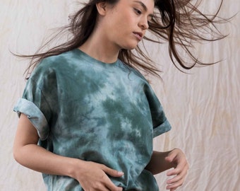 Sage green watercolor effect tie dye tee shirt unisex fit plus size apparel