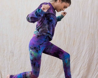 Psychedelic rainbow cotton organic yoga leggings soft breathable natural fabric