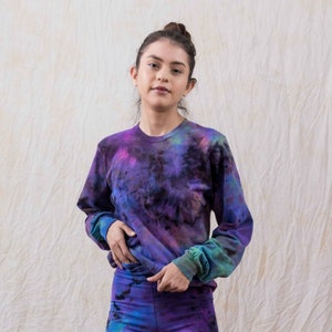 Vivid Amethyst and Blue Vintage Tie Dye Shirt Cotton Long Sleeve Tee Hand Dyed 100% Cotton Shirt T-shirt Festival Wear Tee Unique gift image 4
