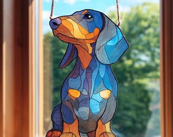 Atrapasueños acrílico con forma de perro salchicha para ventana.