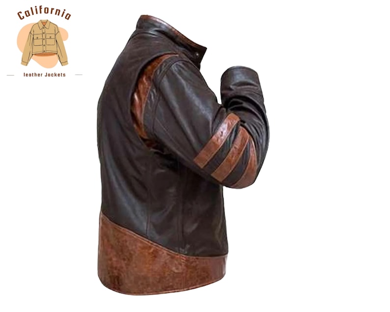 Puede incluir: Chaqueta de cuero marr&oacute;n con cuello alto y dise&ntilde;o bicolor. La chaqueta presenta rayas marrones en las mangas y un panel marr&oacute;n en contraste en la parte inferior. La chaqueta es de California Leather Jackets.