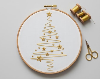ゴールデンクリスマスツリーの刺繍パターンPDF | 星空のホリデー手刺繍デザイン | DIYフェスティバルステッチテンプレート