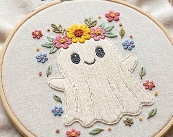 Cute Floral Ghost Hand Embroidery Pattern Digital Download PDF Files, Botanical Halloween Design for Beginner, DIY Spooky Wall Art Gift