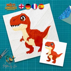 Puede incluir: Un diseño de dinosaurio rojo y crema sobre fondo blanco. La imagen muestra un diseño de dinosaurio más grande y una versión más pequeña. Las palabras "MULTI LANGUAGE" están en la parte superior, con banderas. Ideal para un proyecto de costura o patchwork.