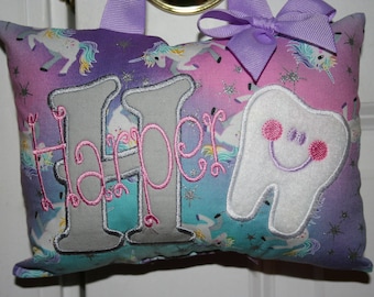 Almohada de hada de los dientes de unicornio para niñas, tabla de dientes personalizada, regalo de jardín de infantes, regalo de cumpleaños, regalo para bebé
