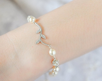Davitu Bracelets & Bangles Length: 18cm Fashion Handmade White Freshwater Pearls Bangle Real Natural Pearl Lotus Bracelet for Women Wedding Fine Jewelry Party Gift Davitu Bracelets & Bangles Length: 18cm Fashion Handmade White Freshwater Pearls Bangle Real Natural Pearl Lotus Bracelet for Women Wedding Fine Jewelry Party Gift