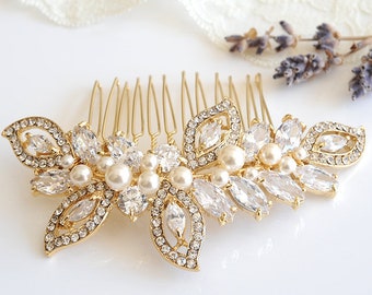 Gold Bridal Hair Comb, Swarovski Pearl Wedding Hair Comb, Crystal Leaf Bridal Headpiece, Wedding Hairpiece, CZ Bridal Hair Clip, AUGUSTINA