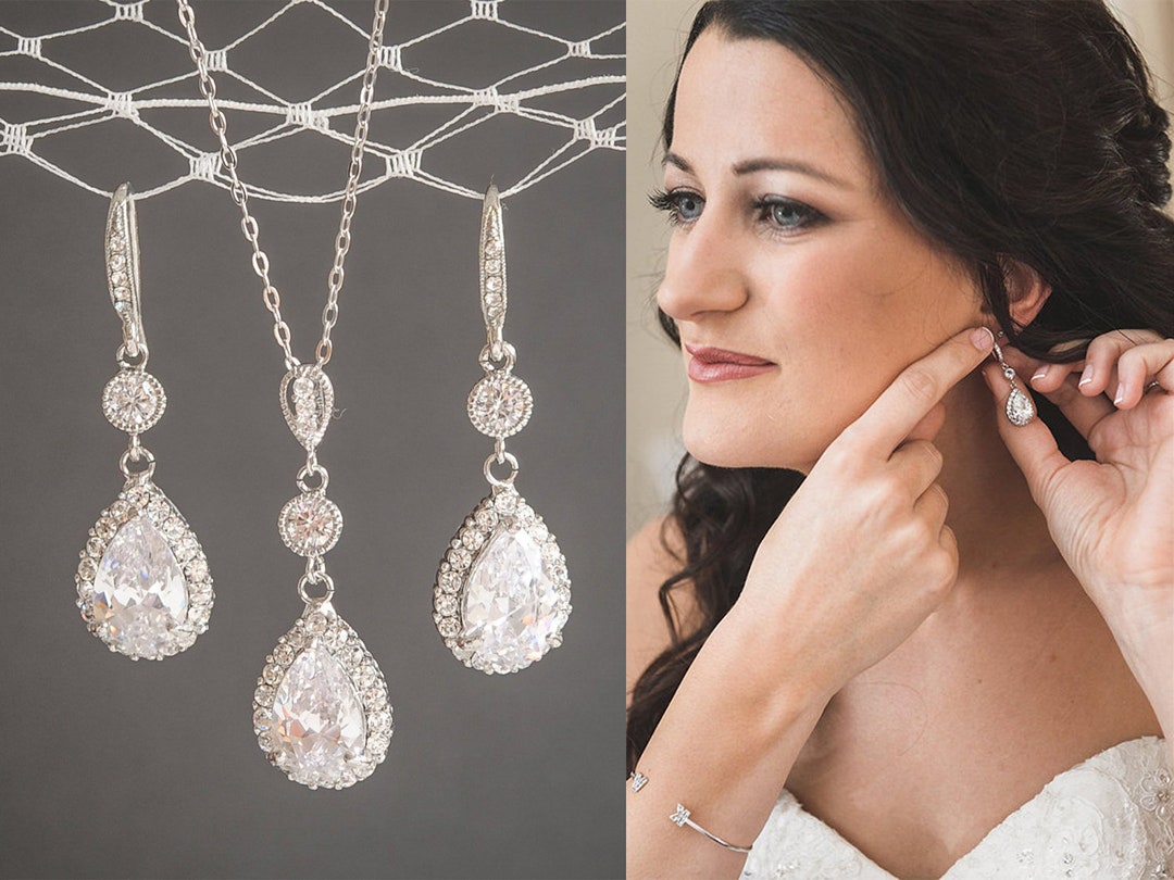 Crystal Bridal Jewelry SET, Bridal Jewelry Set, Teardrop Dangle
