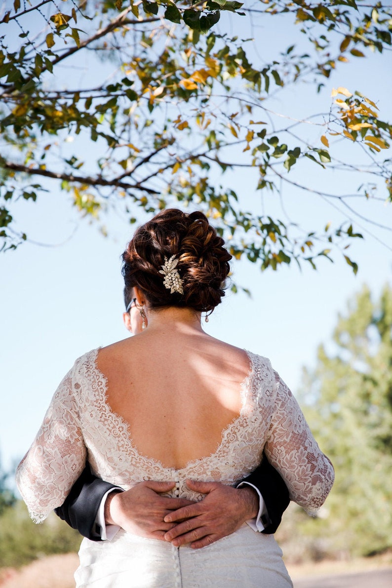 Bridal Hair Comb, Vintage Style Bridal Hair Accessories, Swarovski Crystal and Pearl Wedding Hair Comb, Flower Leaf Wedding Hairpiece, MAITE image 4