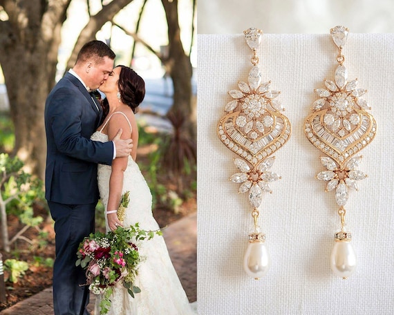 Pearl Bridal Jewelry and Decor for a Stunning Beach Wedding