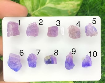 Zweifarbige erhitzte Tansanit Specimen: 10 Stück, Pink Rough Gemstone Collection