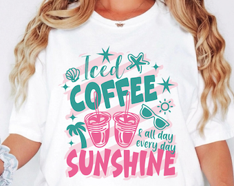 Camiseta Comfort Colors® con diseño de café helado y sol, camiseta de café helado, regalo para amantes del café, camiseta gráfica de verano, camiseta con ambiente veraniego, camiseta de café.