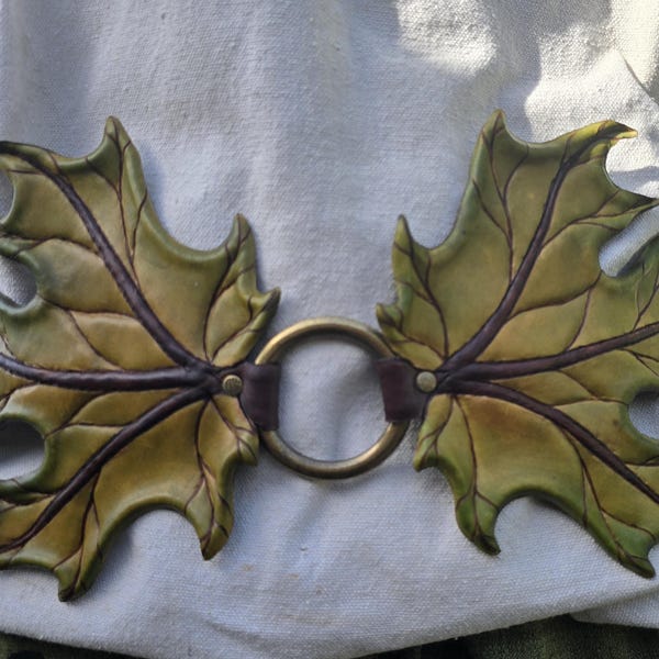 Forest Guardian Belt - Handcrafted Fantasy Leather Leaf Belt