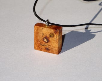 Naszyjnik kwadratowy