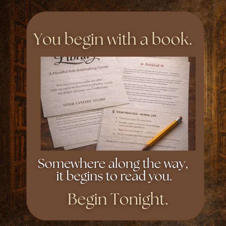 K&ouml;nnte beinhalten: Werbebild mit braunem Hintergrund und Text, der lautet: &bdquo;Du beginnst mit einem Buch.&ldquo; und &bdquo;Irgendwann f&auml;ngt es an, dich zu lesen. Beginne heute Abend.&ldquo; Das Bild zeigt auch Tagebuchspielseiten und einen Bleistift.