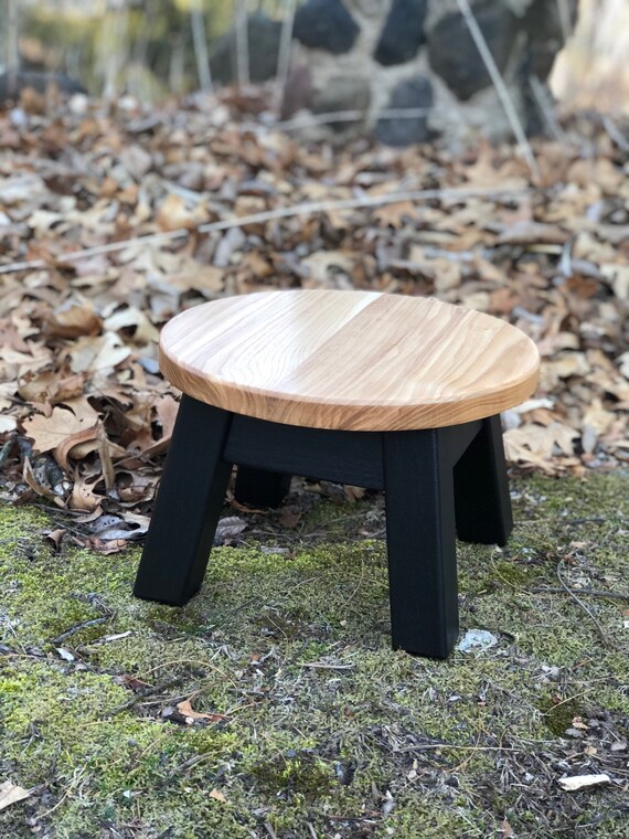 Round Top Step Stool Riser Modern Contemporary Wood Stool