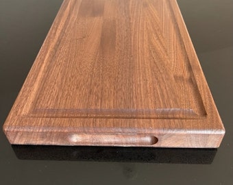 Solid walnut cutting board 16" x 10" x 1.5" thick