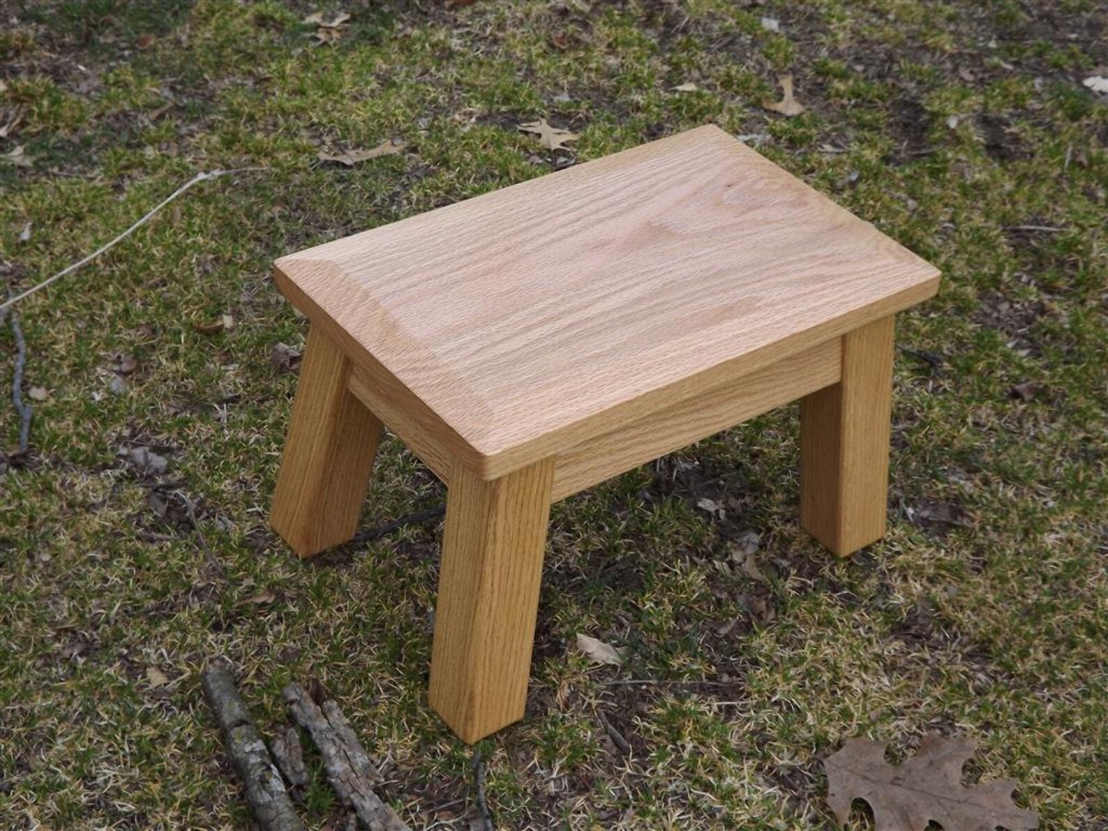 Solid Oak/ Beveled Edge/ Modern/ Riser/ Classic/ 8