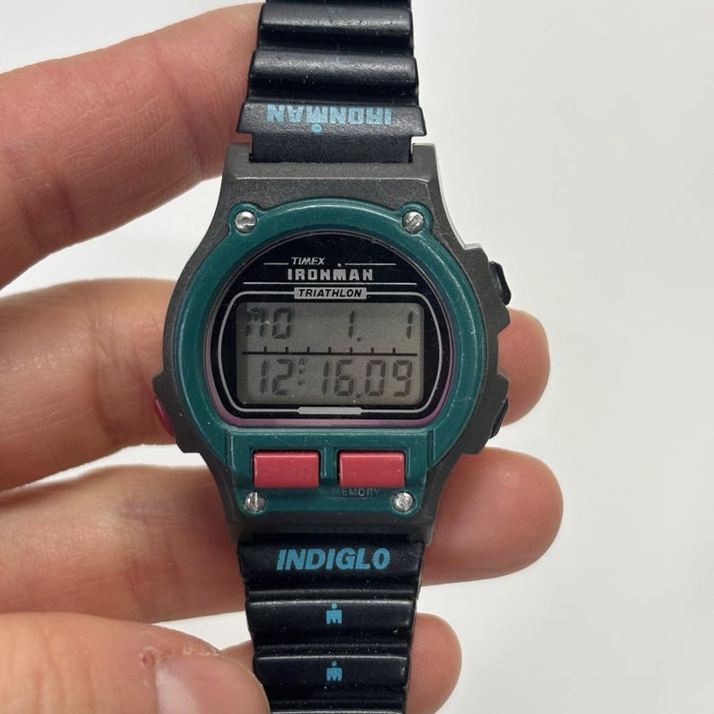 VTG Men's Timex Ironman Triathlon Watch Indiglo WR 100m New Battery Works Great image 1