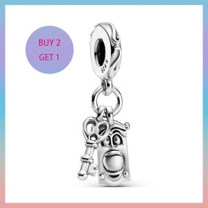 Alice im Wunderland Sterling Silber Anhänger, Schlüssel und Türknauf baumeln