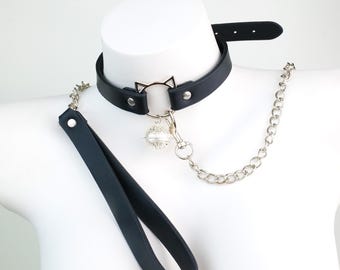 Collare regolabile in pelle sintetica nera con campanellino per orecchie da gatto in argento e catena in argento / Collana kawaii carina / Per lei / Regali per San Valentino e compleanno