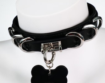 Gargantilla de cuero negro con aro / Collar con colgante de hueso de perro estilo punk / Gargantilla gótica ajustable / Regalo de Navidad