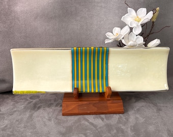 17” Trays with Designs