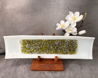 lgtray013-Green Grass – 17” Hand-Fused Glass Sushi Tray (Because Your Sushi Deserves to Feel Fancy)