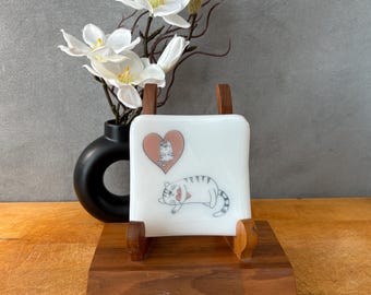 catplt012-Fused Glass Cat Dish: Handmade Whimsical Feline Art, 4" Square