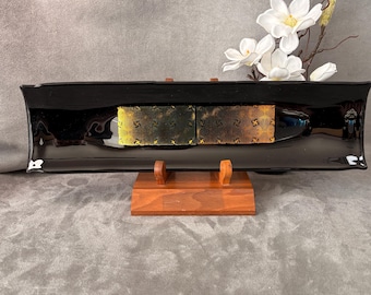 lgtray007-Black Shine – 17” Hand-Fused Glass Sushi Tray (Because Your Sushi Deserves to Feel Fancy)