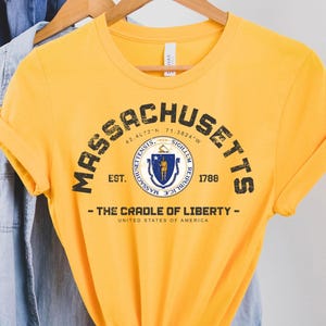 Massachusetts Tee, Massachusetts tshirt, Massachusetts Pullover, Massachusetts Shirt, Massachusetts Souvenir Gift, The Bay State